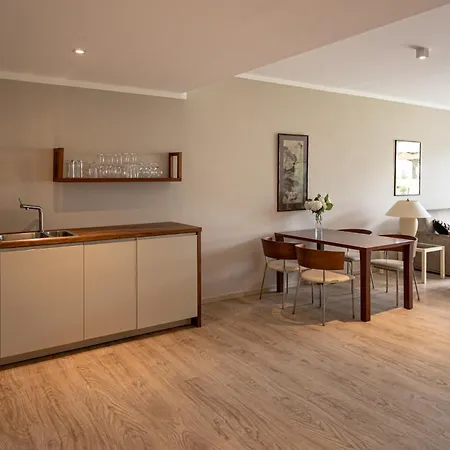 Klostergut Besselich Apartman *